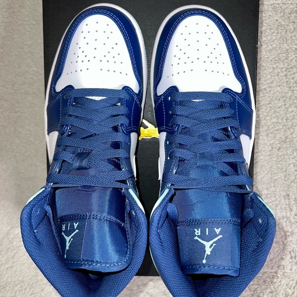 Air Jordan 1 Mid “Blue/Mint” - Picture 6 of 9